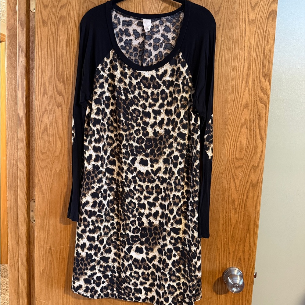 Leopard Print Long Sleeve Dress